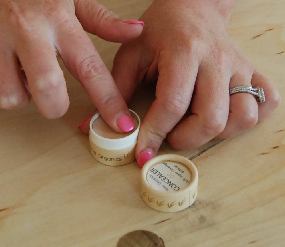 Concealer | Zero Waste Concealer, Light with Pink Undertones