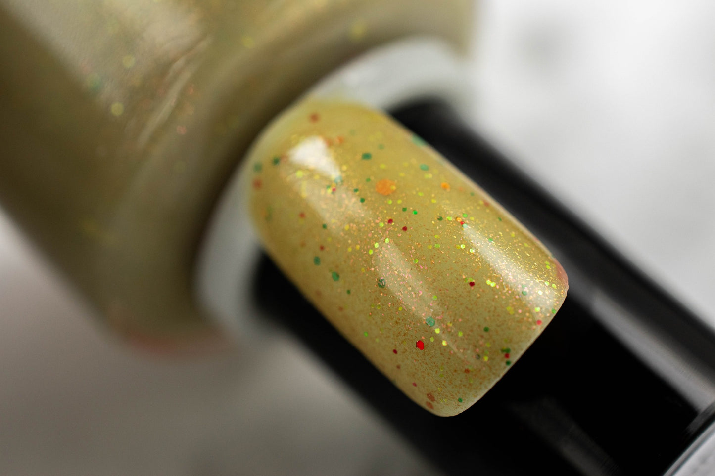Nails | Festive Fall Foliage - MOOD CHANGING, Seasonal Nail Polish